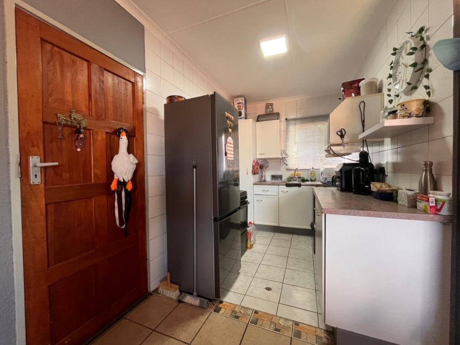 2 Bedroom Property for Sale in Safari Gardens North West